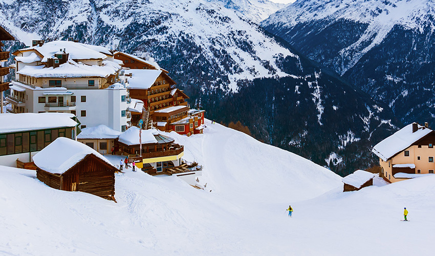 Top 40 Winter Playgrounds
