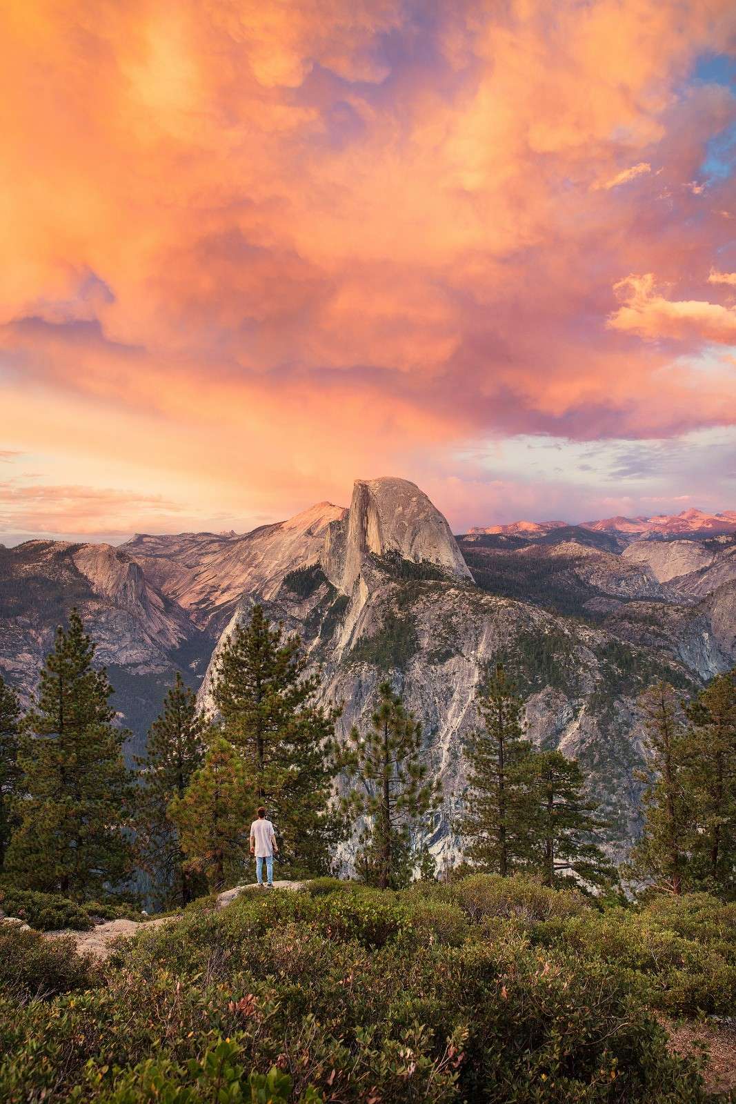 The sun setting over Yosemite 